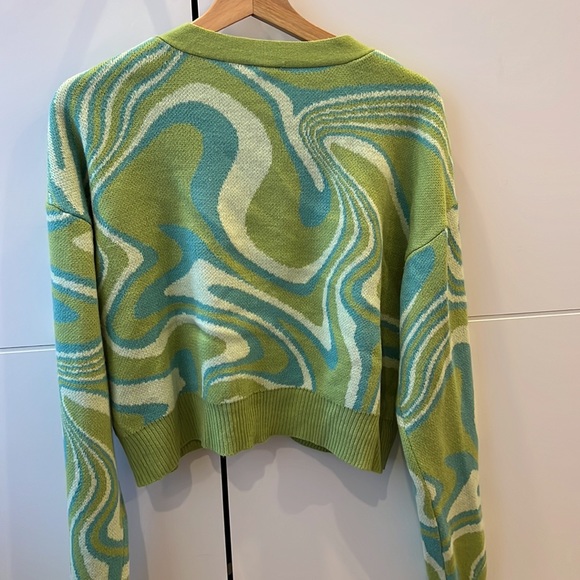 Garage Cardigan π - Picture 5 of 6